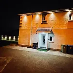 Modern 1 Bed House With Loft Conversion